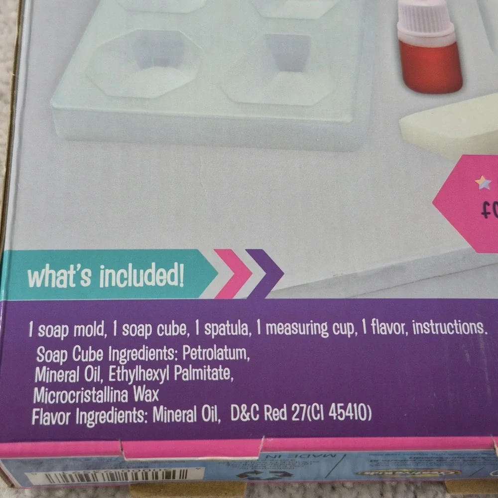 BMe Gem Soap Kit Age 6+ Beauty & Spa Make Your Own Soap Crafting For Kids New